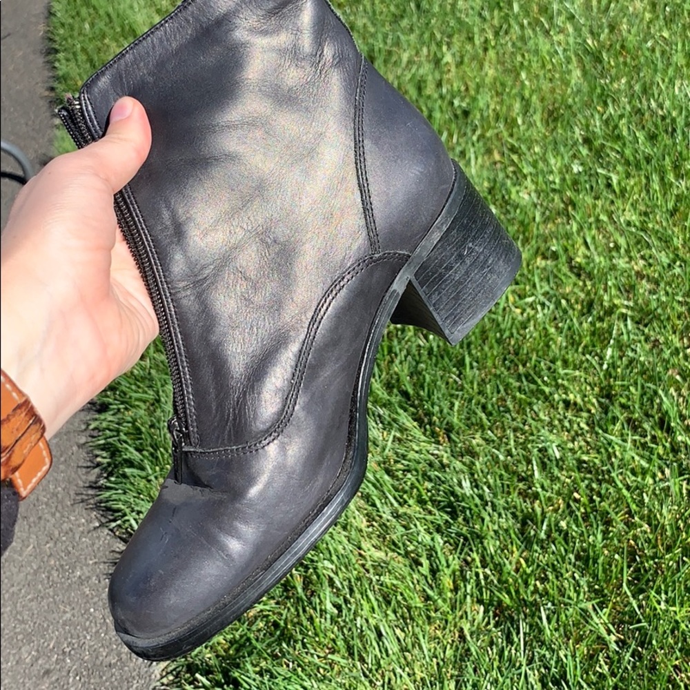 Lined waterproof boots